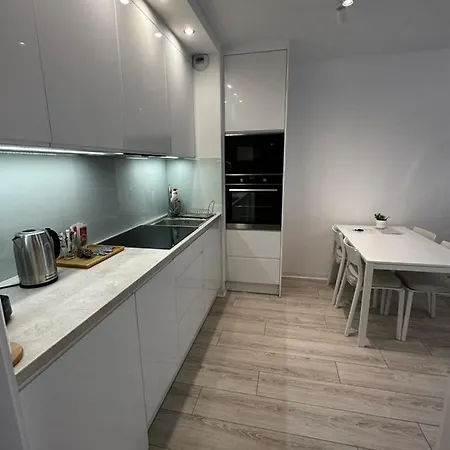 Flat4you Iv *